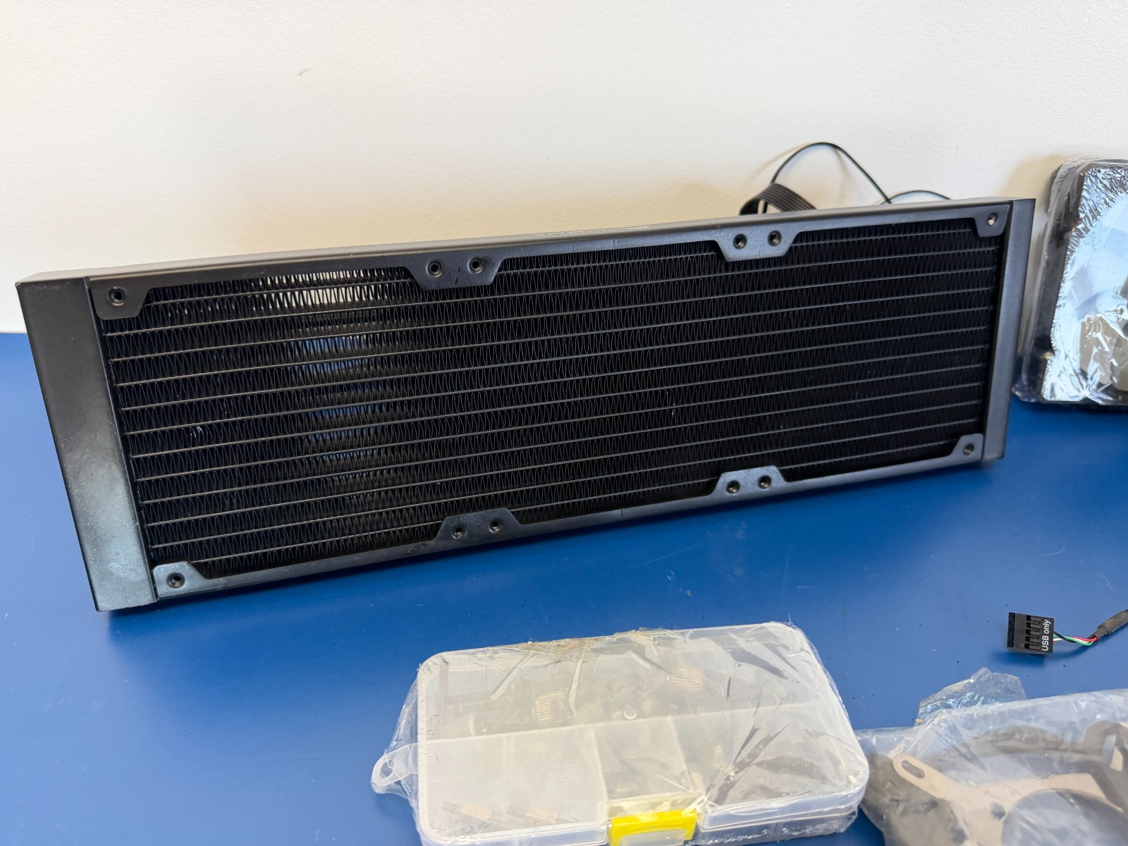 Corsair CW-9060031-WW Hydro Series H150i Pro RGB 360mm Liquid CPU Cooler - Image 9