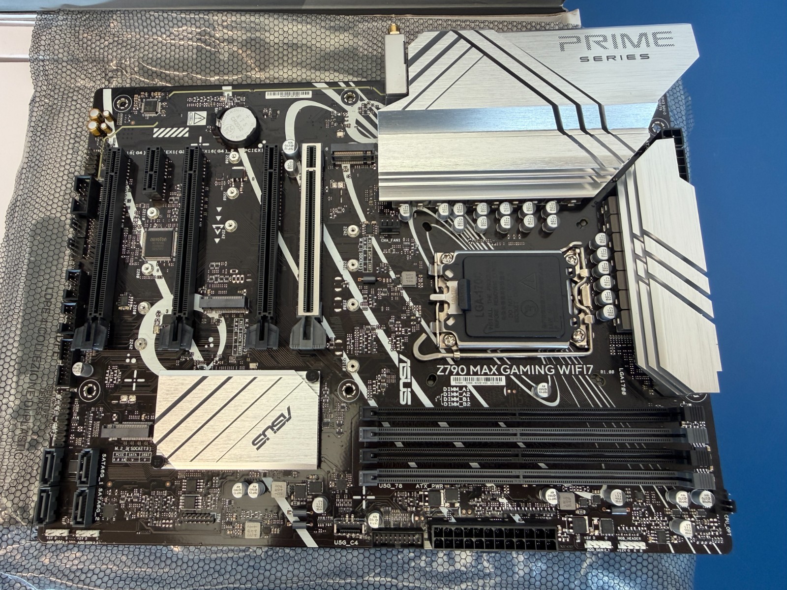 ASUS Z790 MAX GAMING WIFI7 Intel LGA 1700 ATX Motherboard