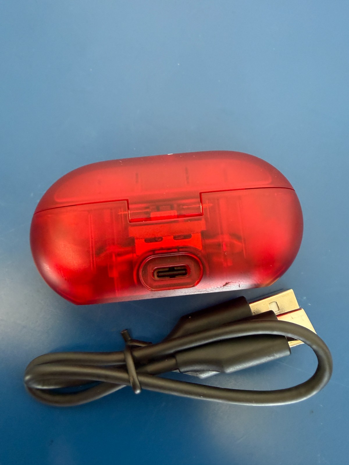Beats by Dr. Dre Solo Buds In Ear Headphones A3152 -Transparent Red - Image 4