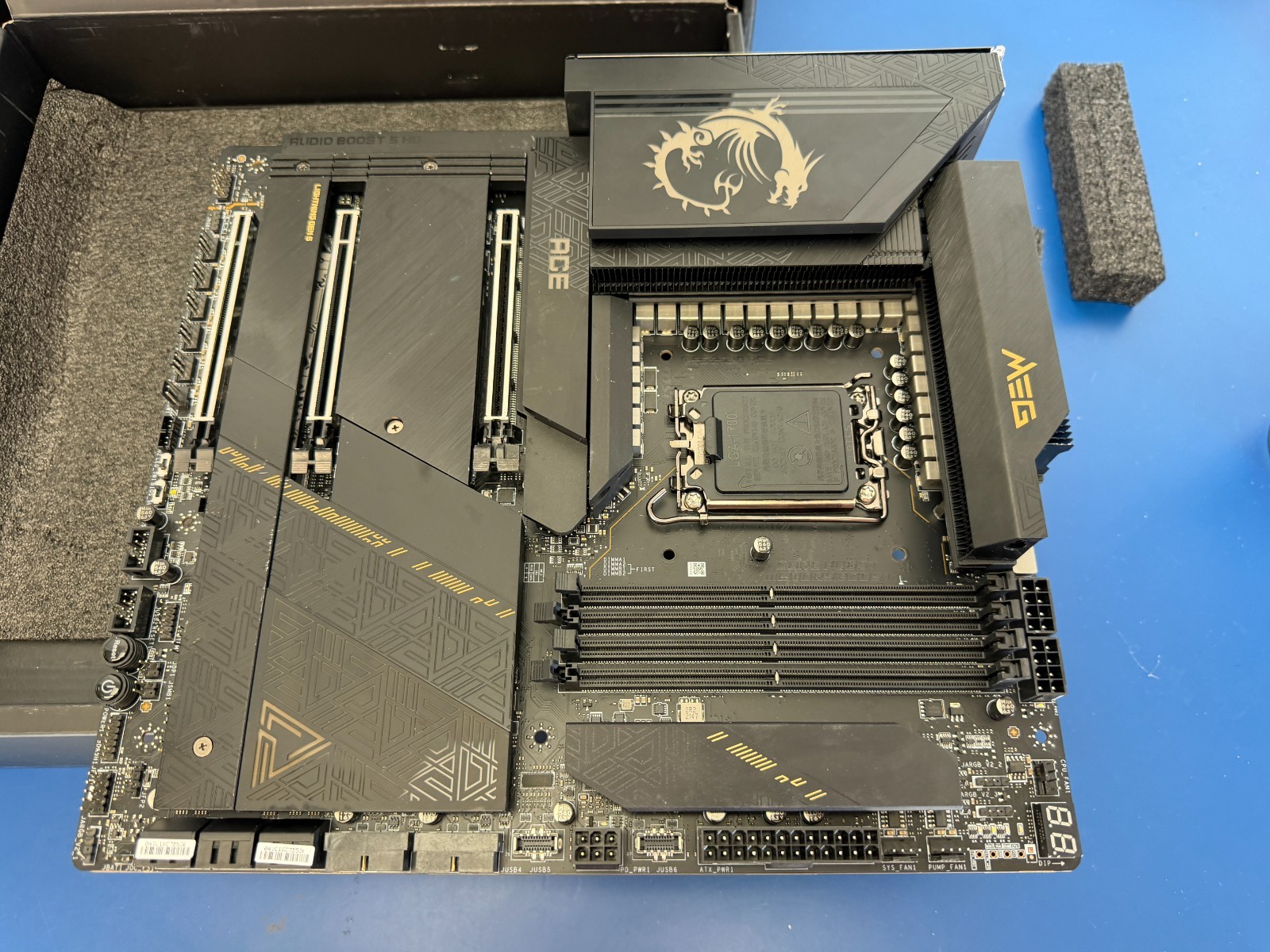 MSI MEG Z790 ACE LGA1700 Support Intel® Core 14th/ 13th/ 12th Gen Processors - Image 5