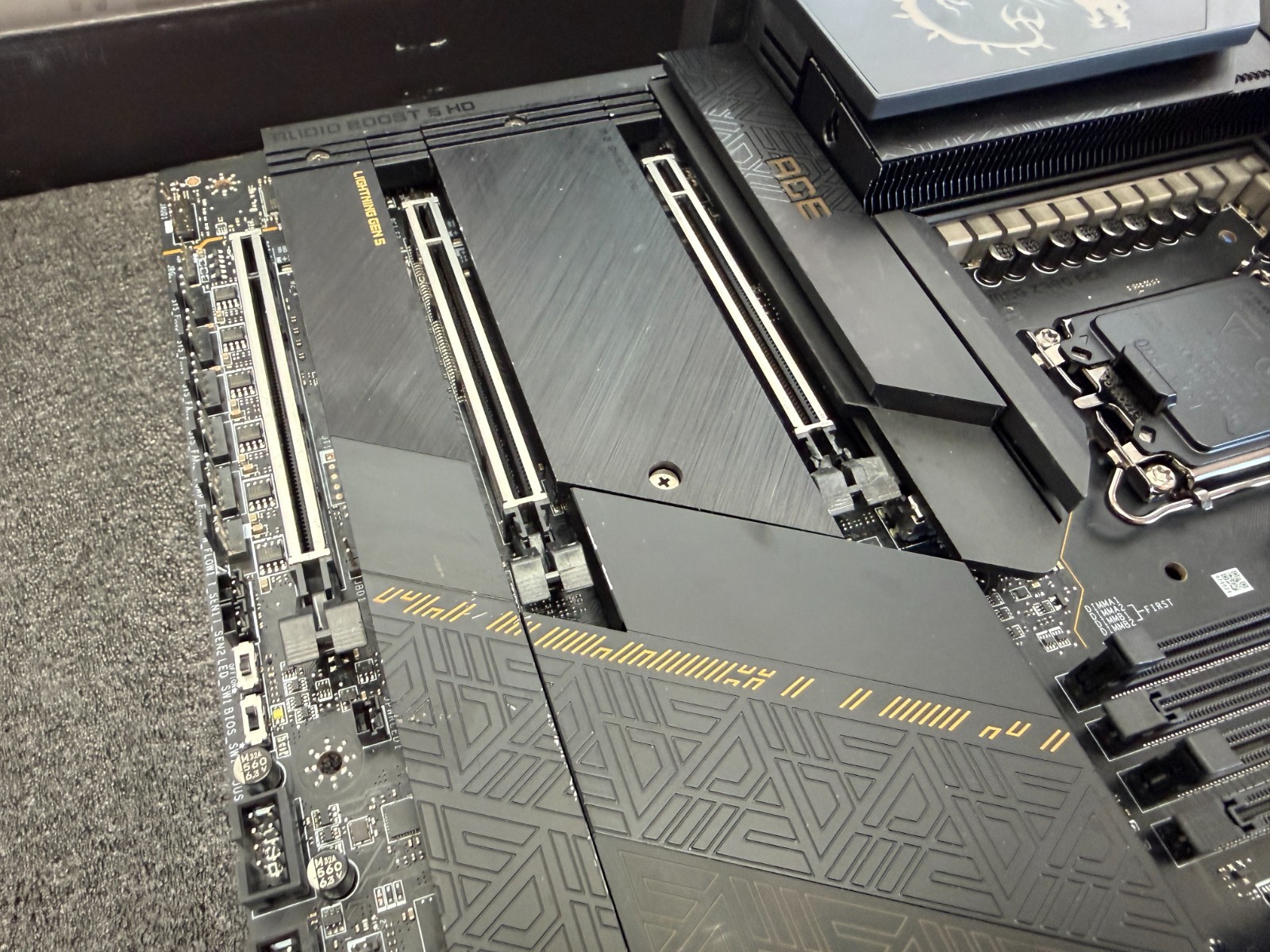 MSI MEG Z790 ACE LGA1700 Support Intel® Core 14th/ 13th/ 12th Gen Processors - Image 7