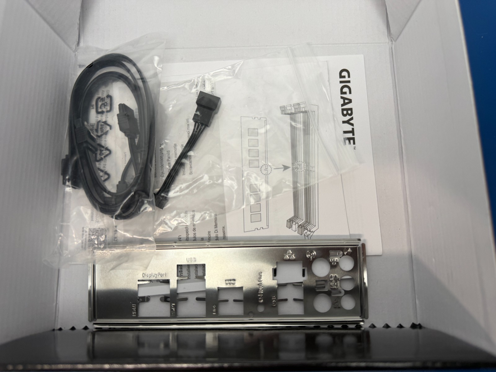 GIGABYTE A520I AC AM4 Q-Flash Plus,RGB Fusion 2.0, WiFi Mini ITX AM4 Motherboard - Image 4