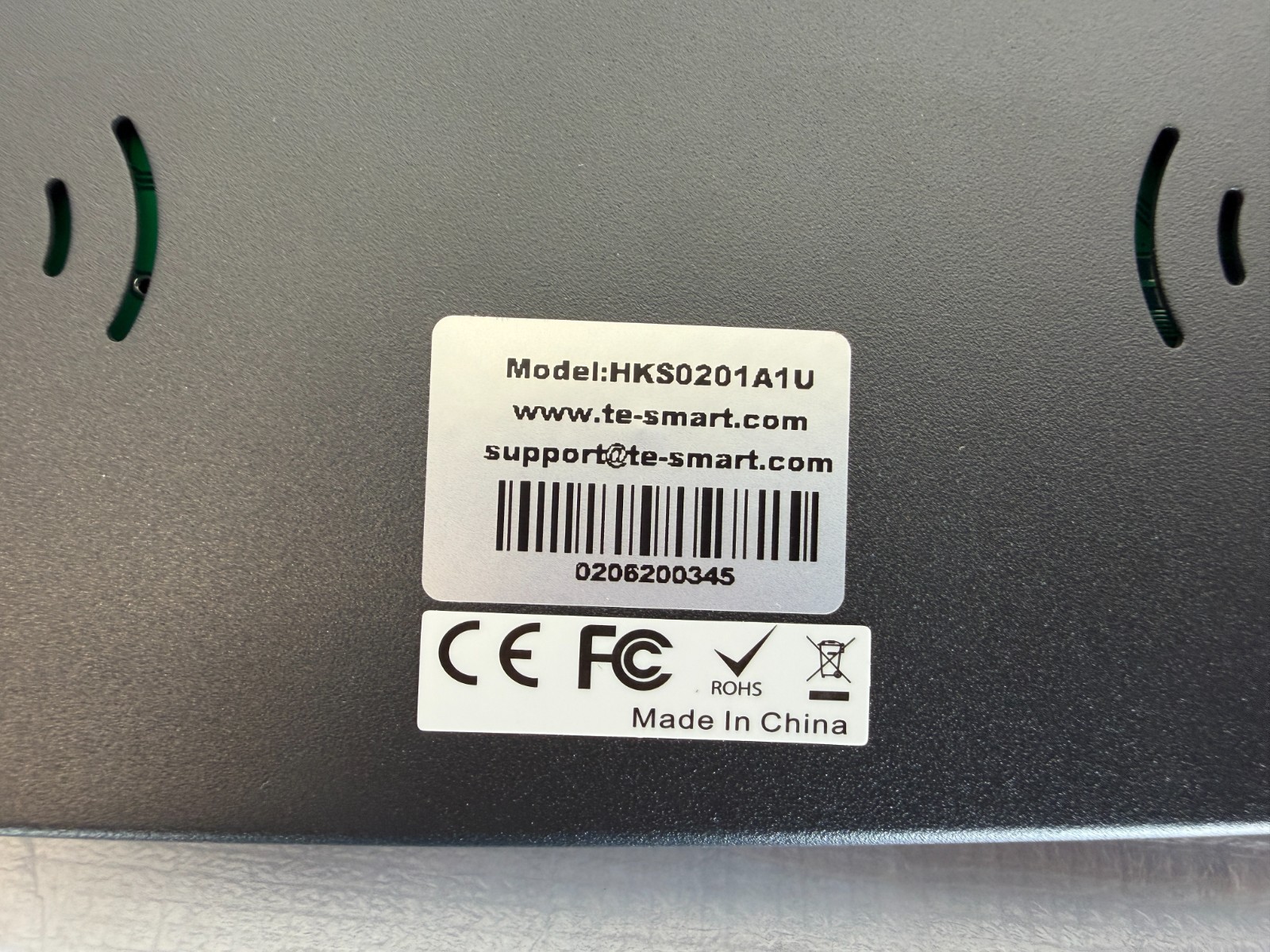 TESmart 2-Port in 1 port out KVM HDMI Switch HKS0201A1U 4K@60Hz - Image 8