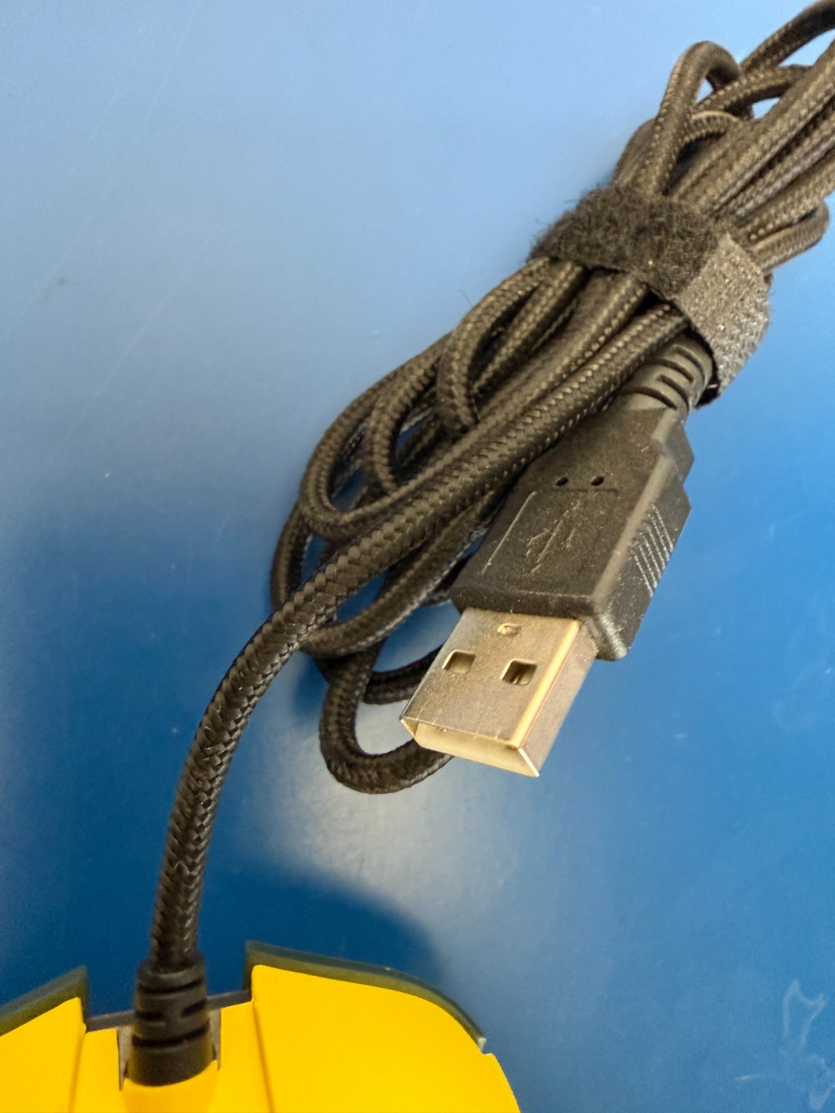 *RARE* MSI M99 Gaming Mouse Rainbow Six Extraction Edition - Image 3