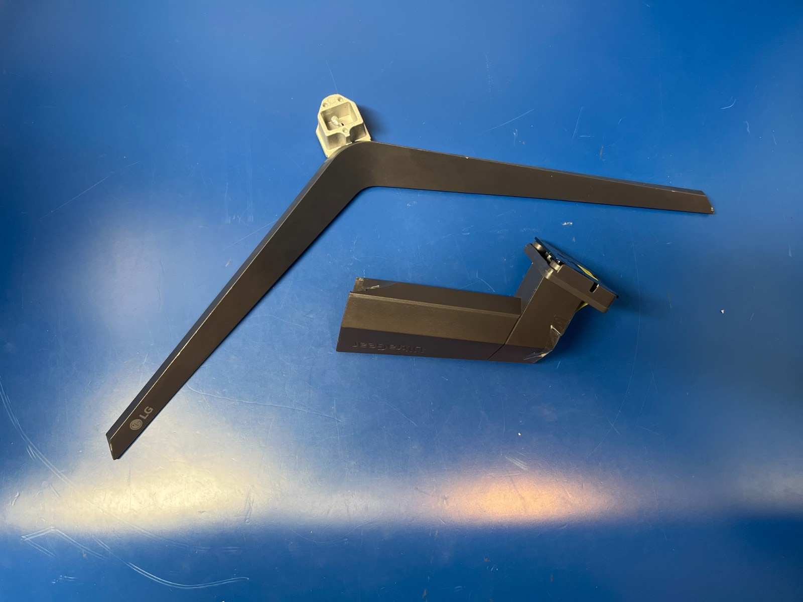 LG 27GS50F-B UltraGear FHD 180Hz monitor 1ms MBR HDR 10 REPLACEMENT STAND NECK