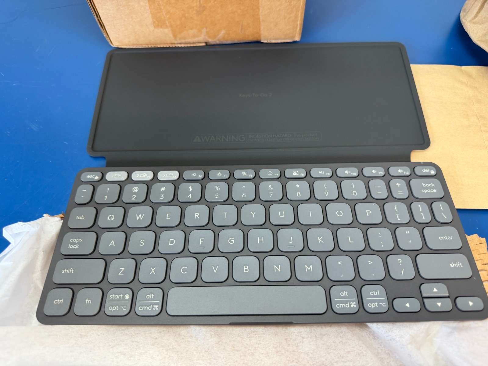 Logitech Keys-To-Go 2 Portable Wireless Bluetooth Keyboard - Universal Layout - Image 4