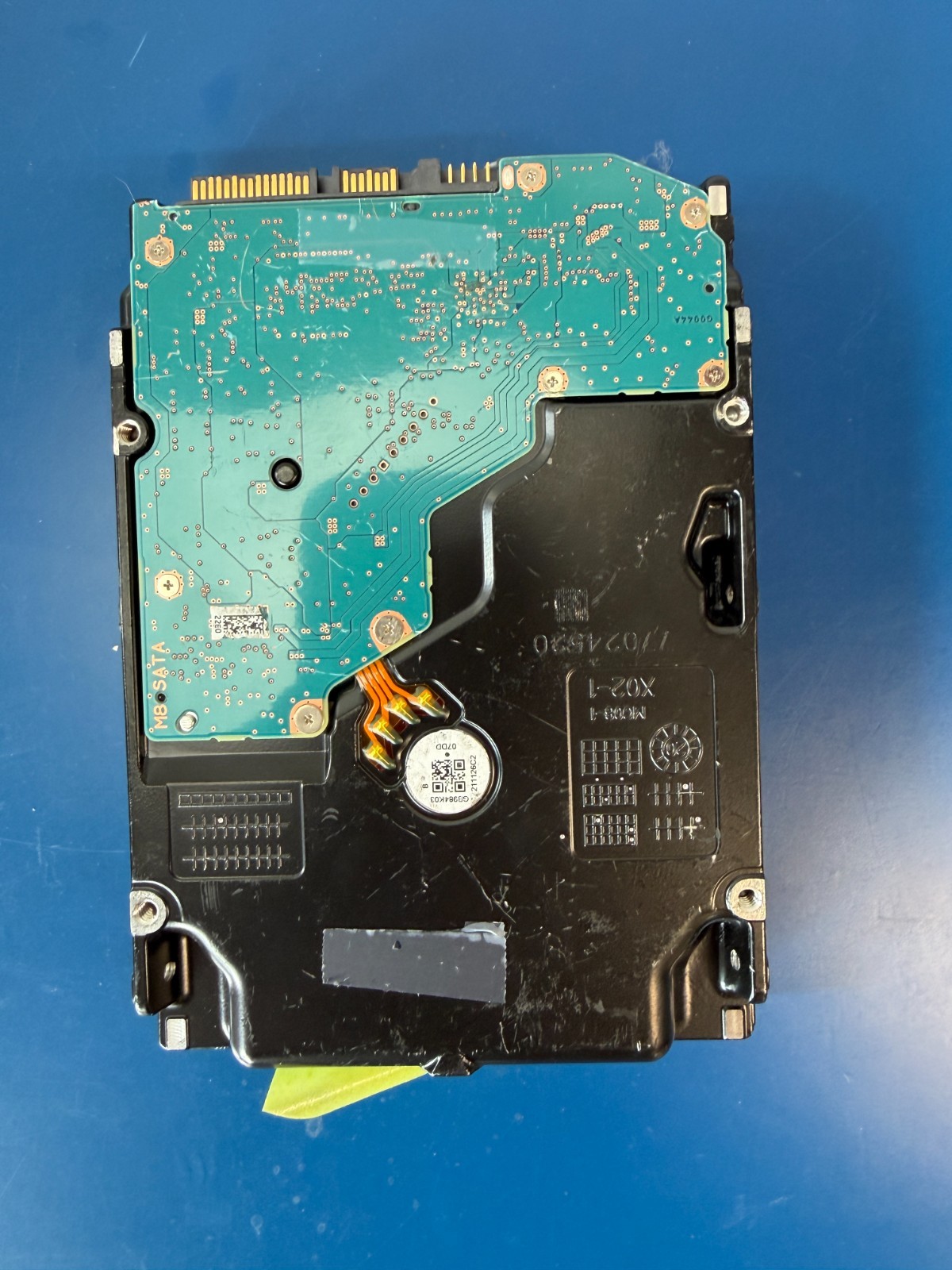 *DEFECTIVE* HAT5300-16T Synology 16TB 7200 RPM SATA 6Gb/s 3.5in HDD MG08ACA16TE - Image 4