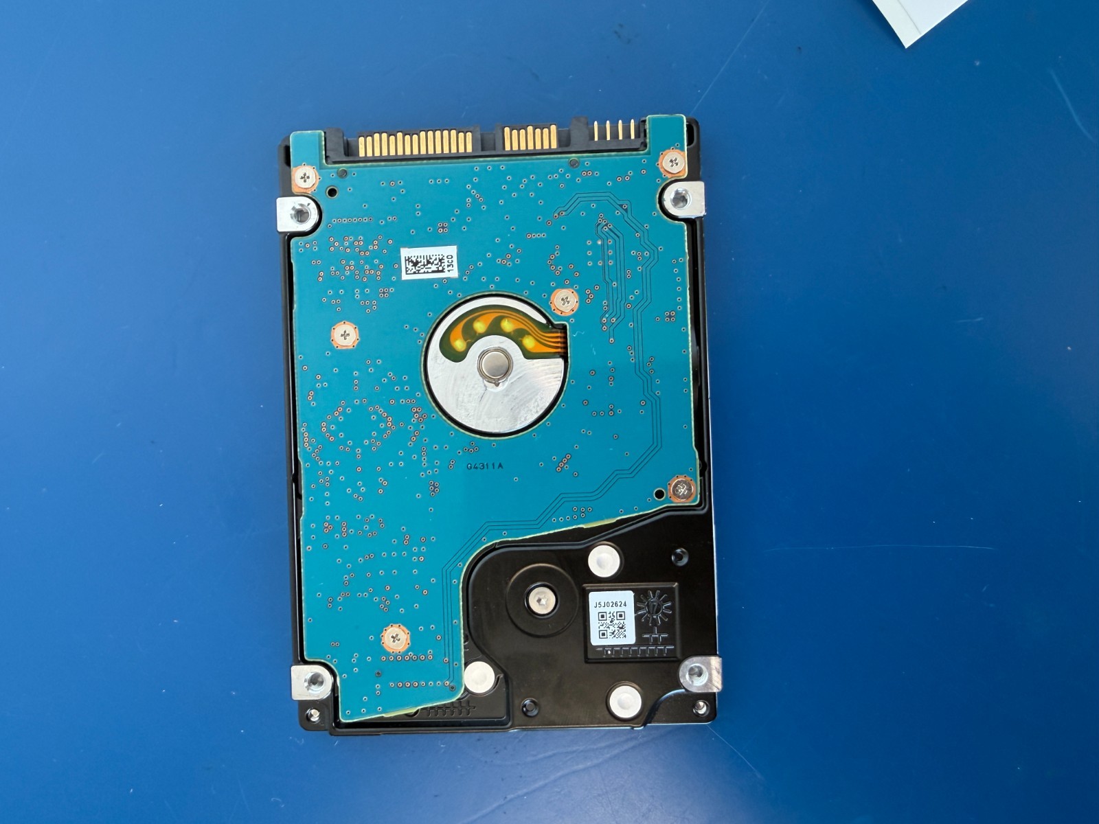 Toshiba HDD 1TB 2.5" MQ04ABF100 SATA III 5400RPM 128MB Catch 6Gb/s 7mm - Image 4