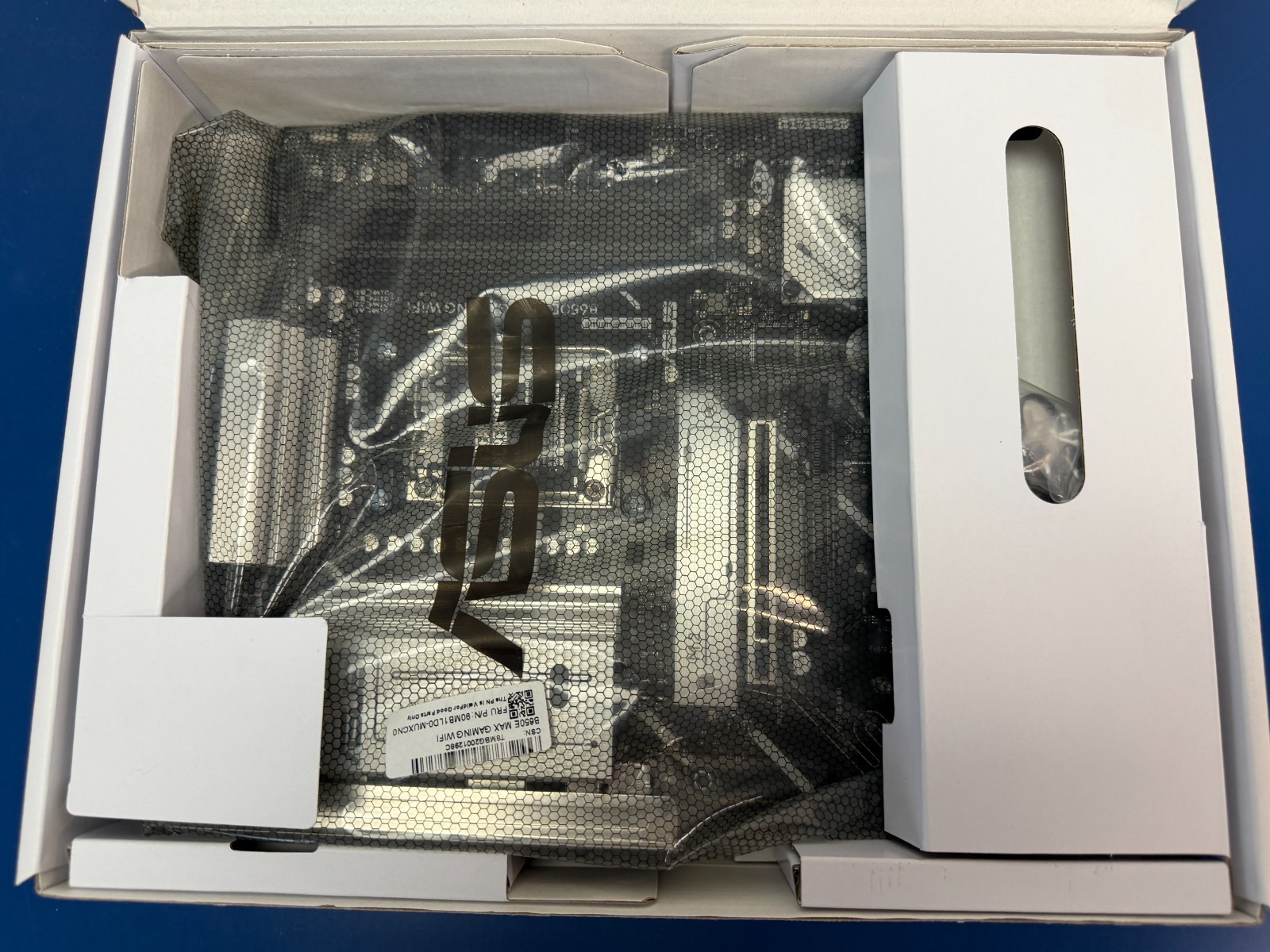 ASUS B650E MAX GAMING WIFI AMD AM5 ATX Motherboard ob - Image 3